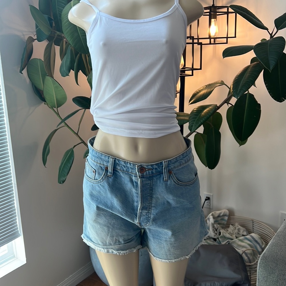 BRIXTON Natasha cut off short